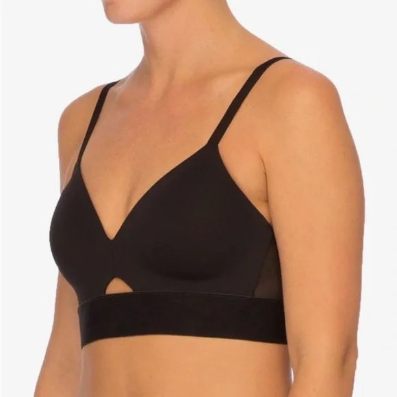 SPANX black Workout‎ to Waves Mesh Panel Sports Bra size S - Picture 1 of 6